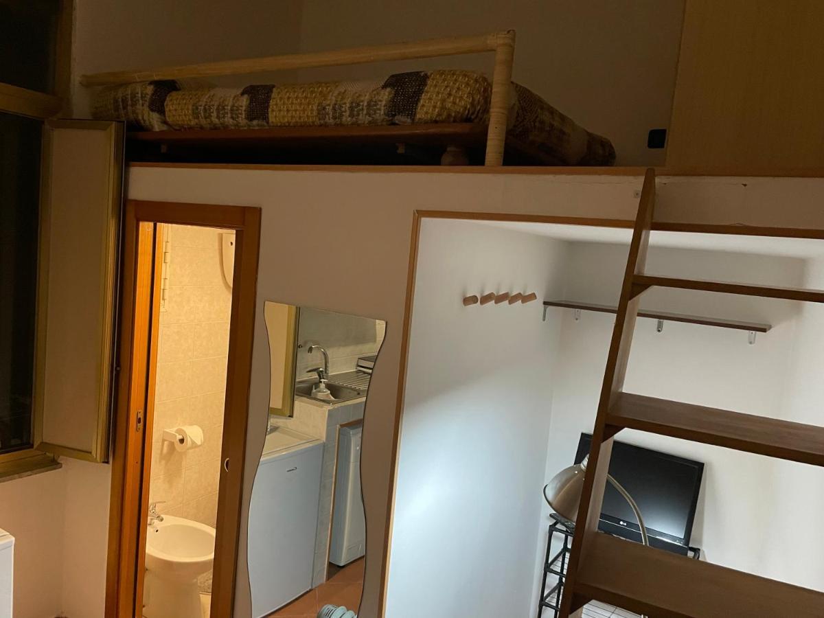 “Piccola Domus” Apartment Naples Luaran gambar