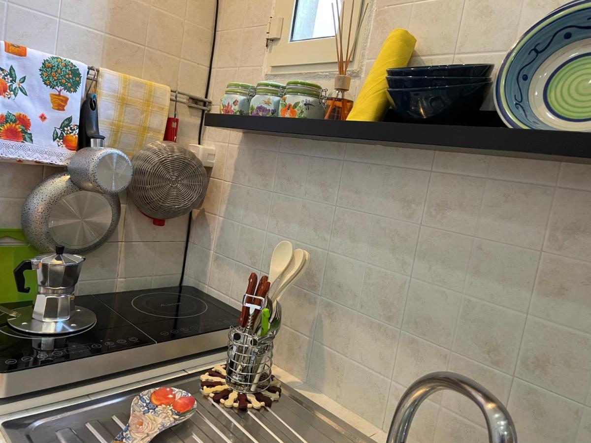 “Piccola Domus” Apartment Naples Luaran gambar
