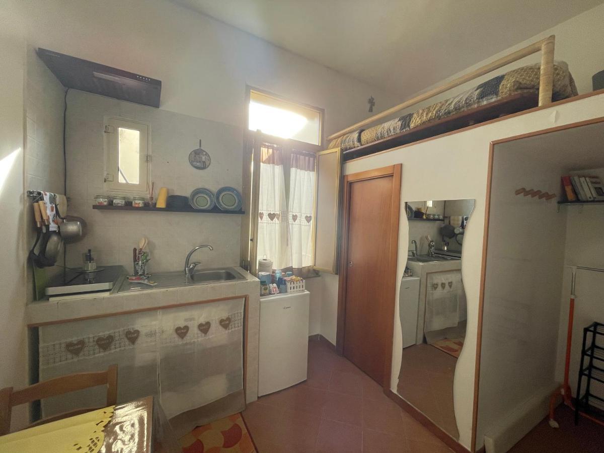 “Piccola Domus” Apartment Naples Luaran gambar